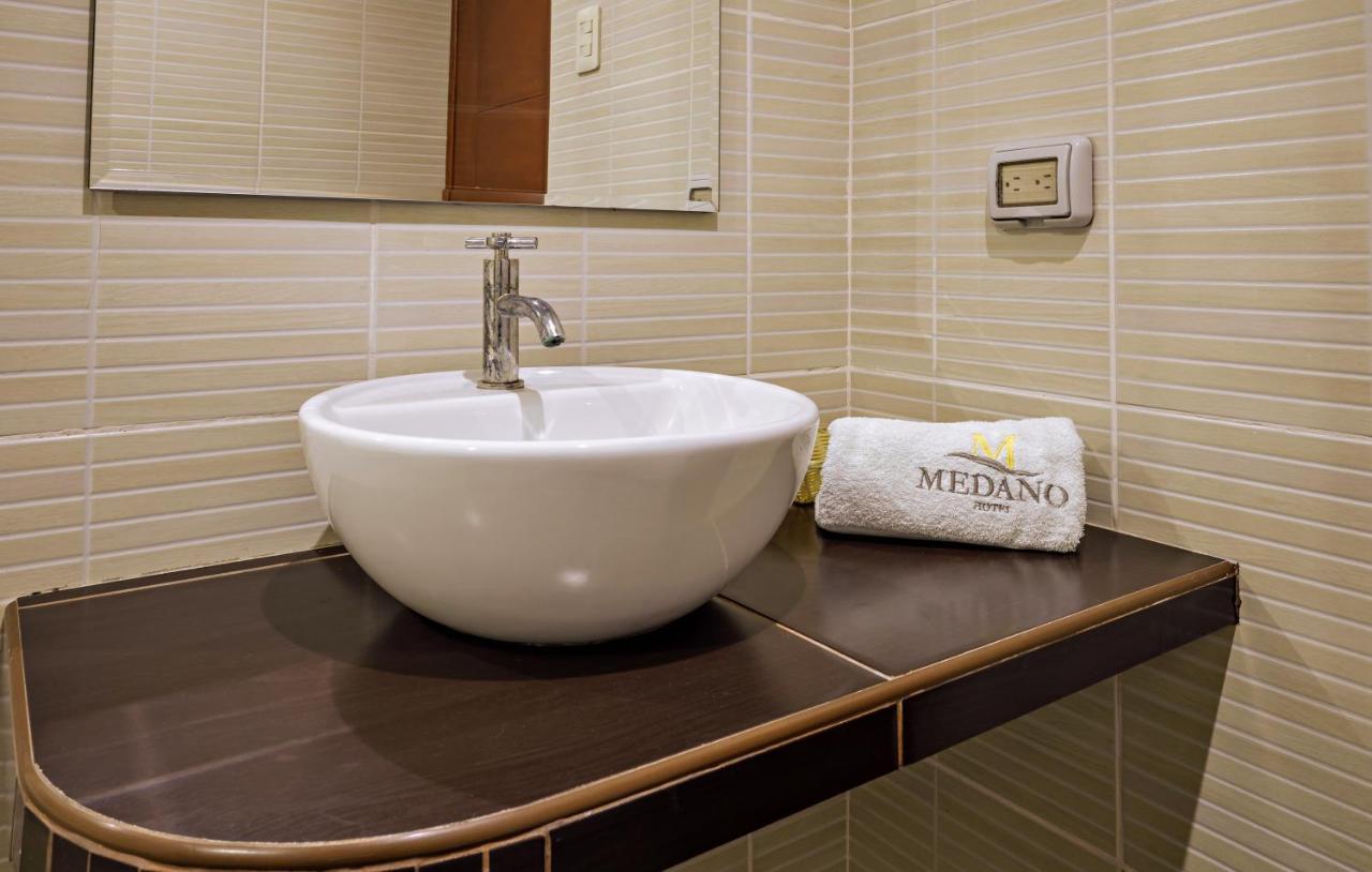Hotel Medano Трухильо Екстериор снимка